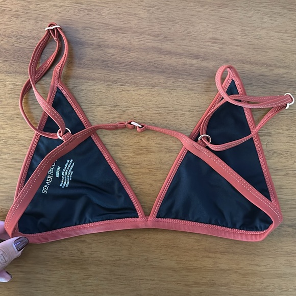 Somer Field‎ Swim Bikini top size medium/small - Picture 3 of 4